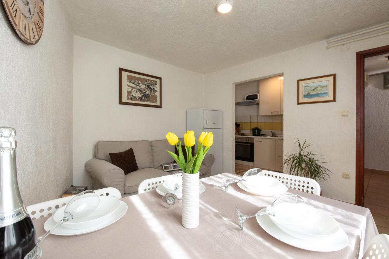 Apartman Umpa Omišalj Екстериор снимка